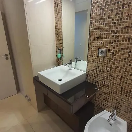 Apartment Macrisbete 4 *